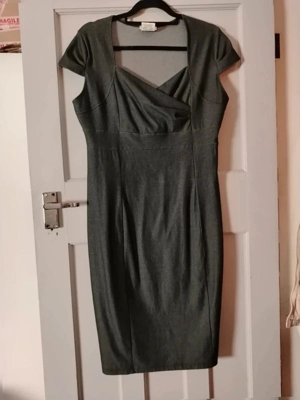 Kim and Co black denim look stretch dress cap sleeve size l fits UK 14 16
