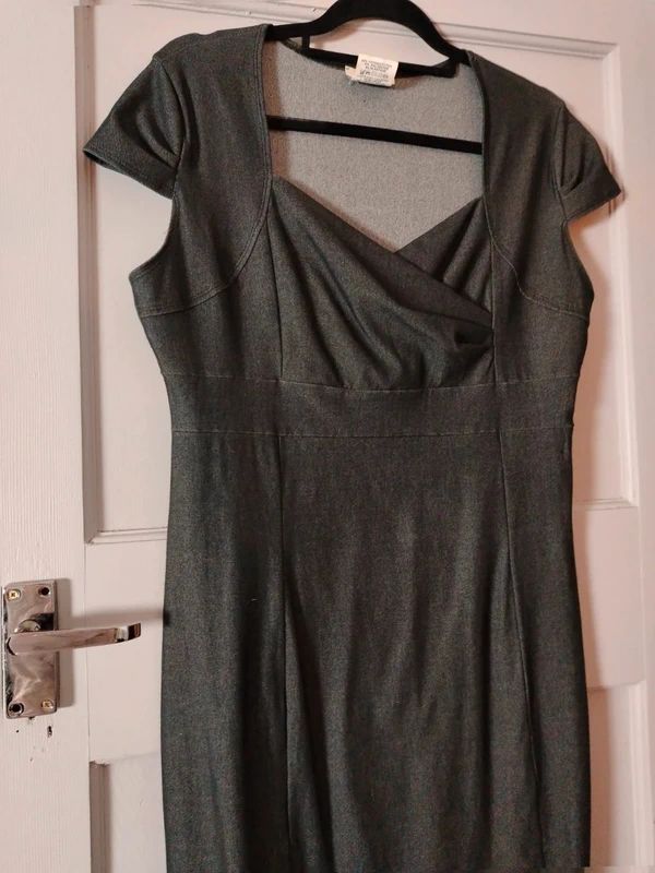 Kim and Co black denim look stretch dress cap sleeve size l fits UK 14 16