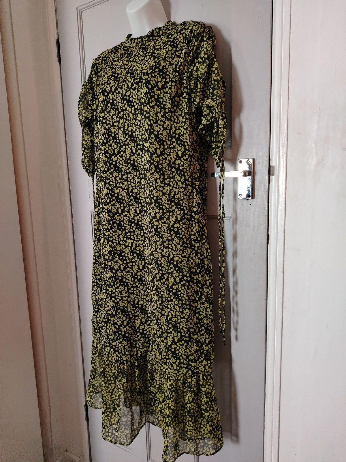 Glamorous Dress Womens S Black Yellow Floral Midi Ruffle Puff Sleeve Tie Waist