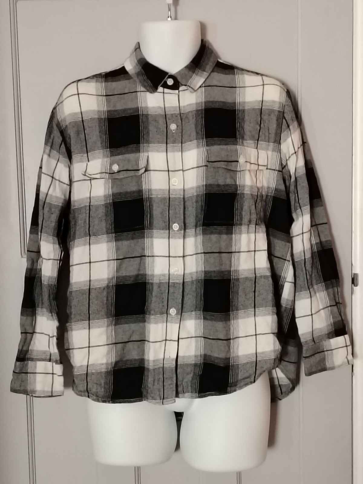 Joe Browns Shirt Women L Black White Plaid Long Sleeve Tunic Button Up Boyfriend