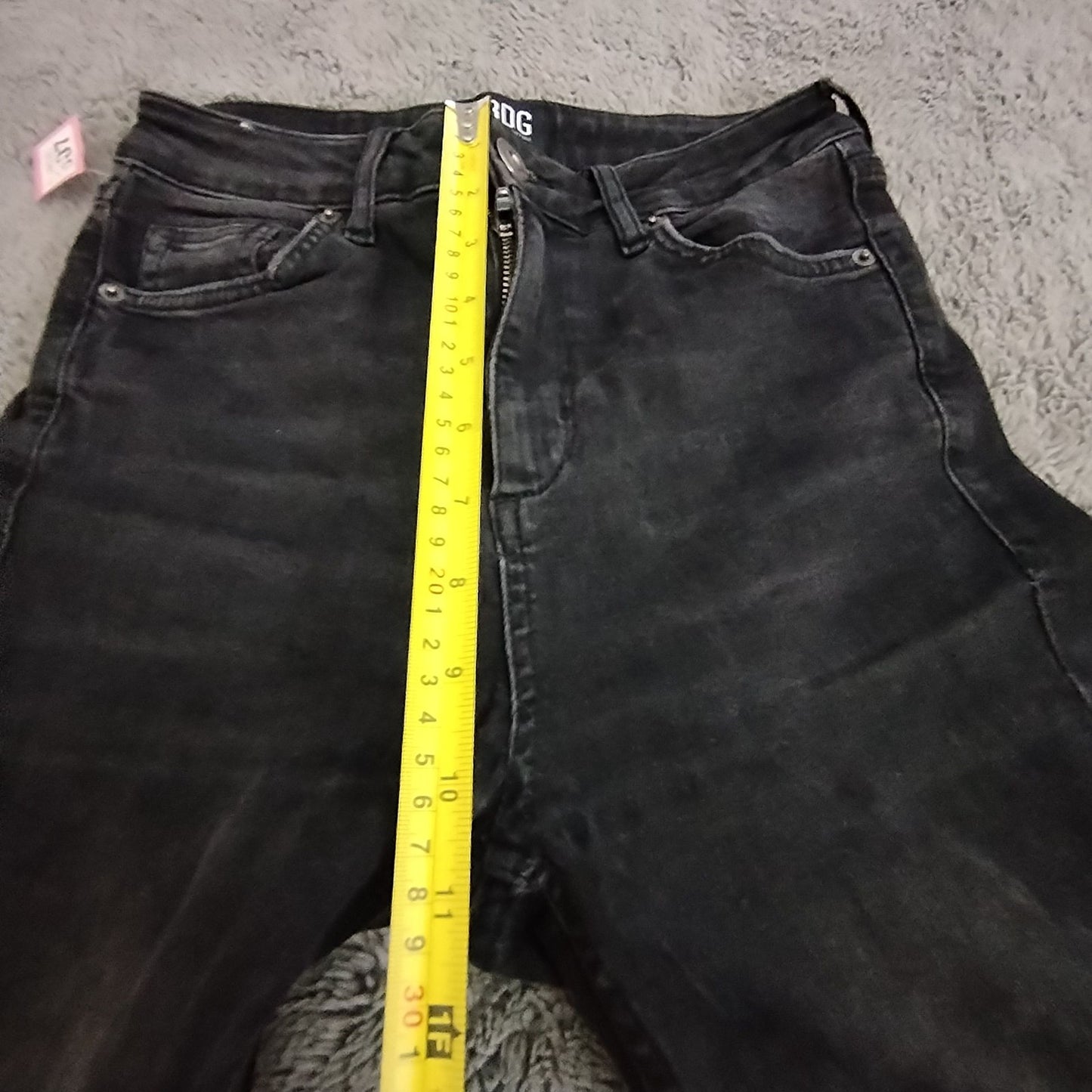 BDG URBAN OUTFITTERS PINE Jeans W28 L32 Faded Black Distressed Skater Flawed