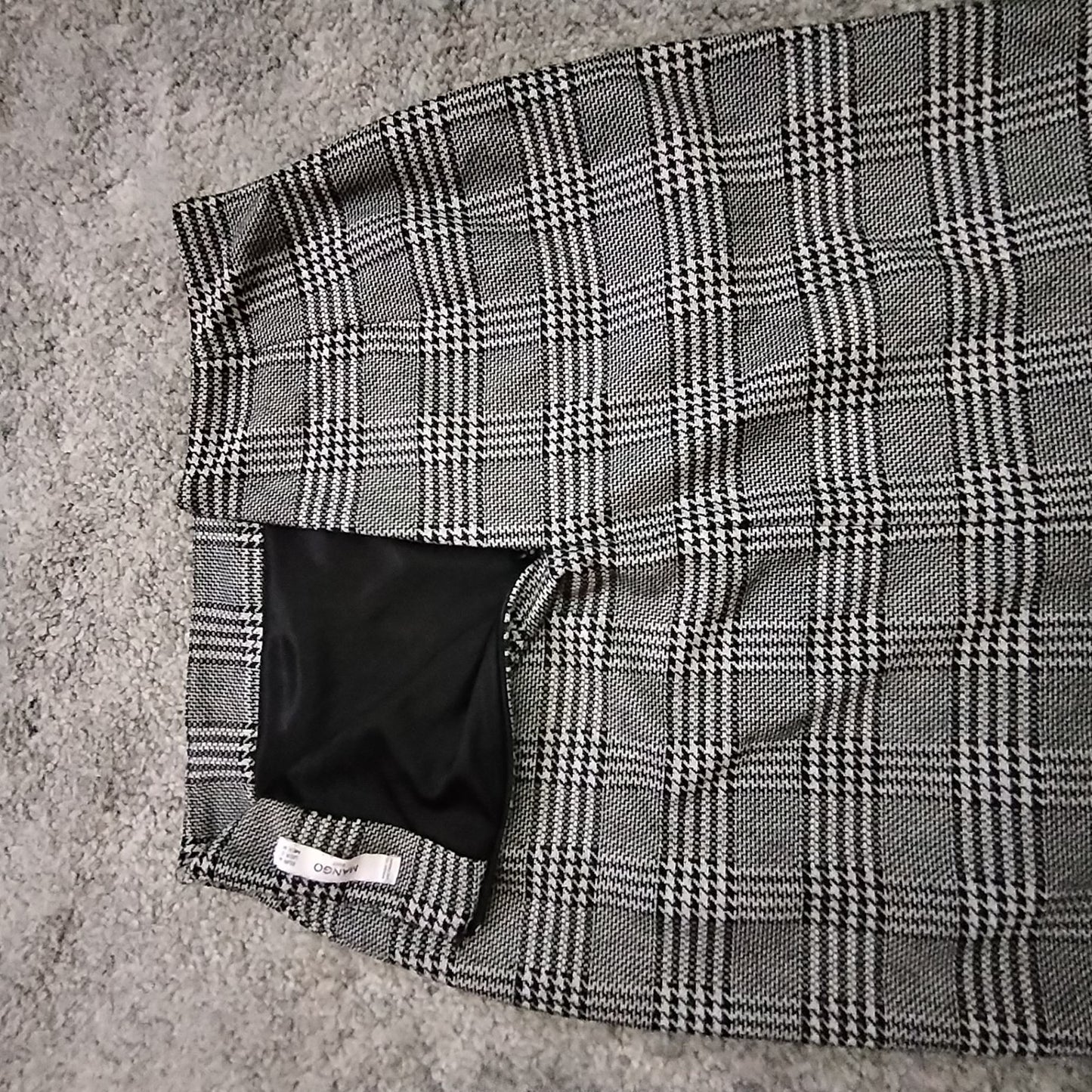 Mango Suit Skirt Womens M Plaid Pencil Knee Length Lined Black White Back Vent