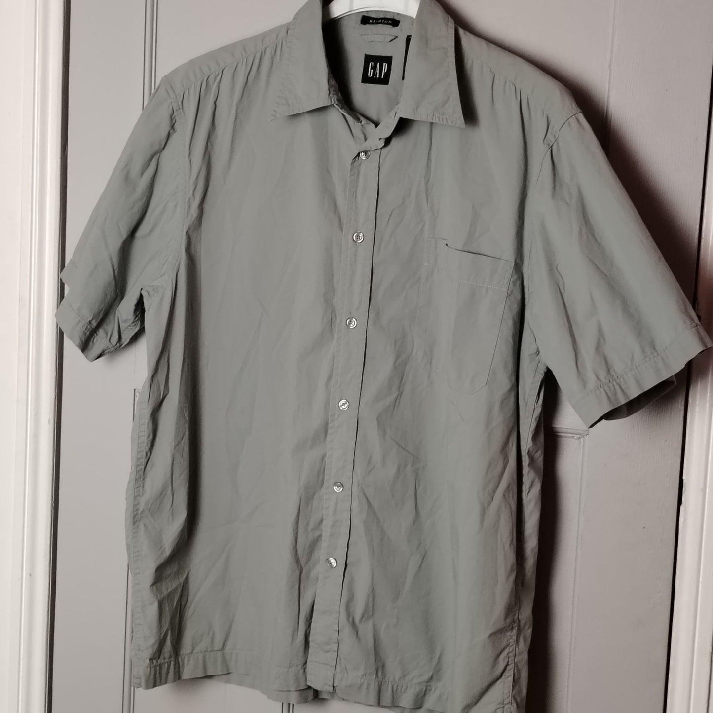 GAP Shirt Mens L Stretch Short Sleeve Button Up Light Khaki Cotton Spandex
