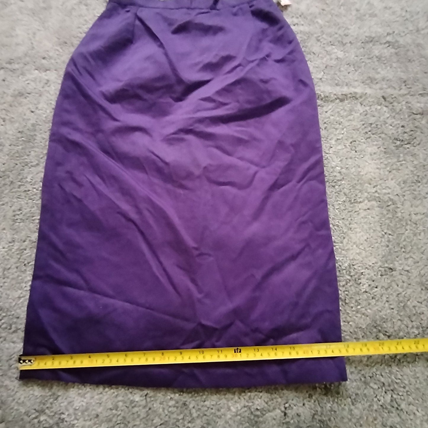 Vintage Skirt Size 12 Purple High Waist Pencil Button Back 65%Poly 35%Cotton