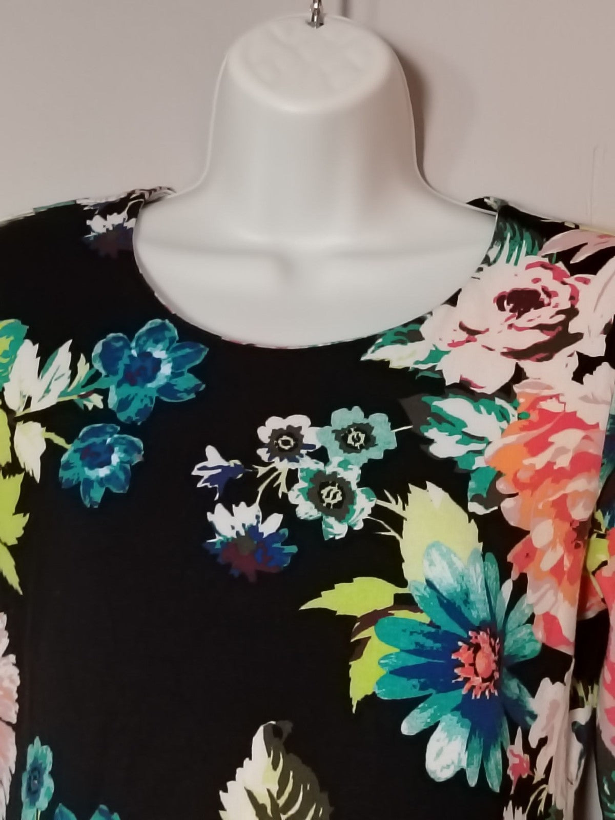 H&M Dress Womens M Black Floral 3/4 Sleeve Fitted Sheath Knee Length Stretch
