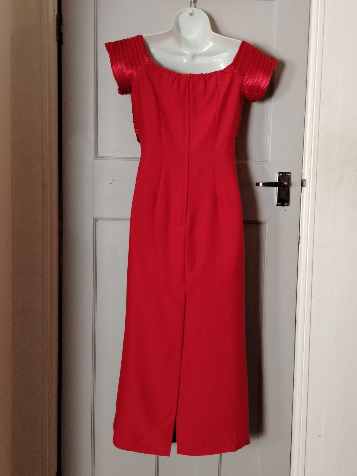 Tania Bryer Red Occasion Dress Pleated V-Neck Midi Est Size UK 10/12