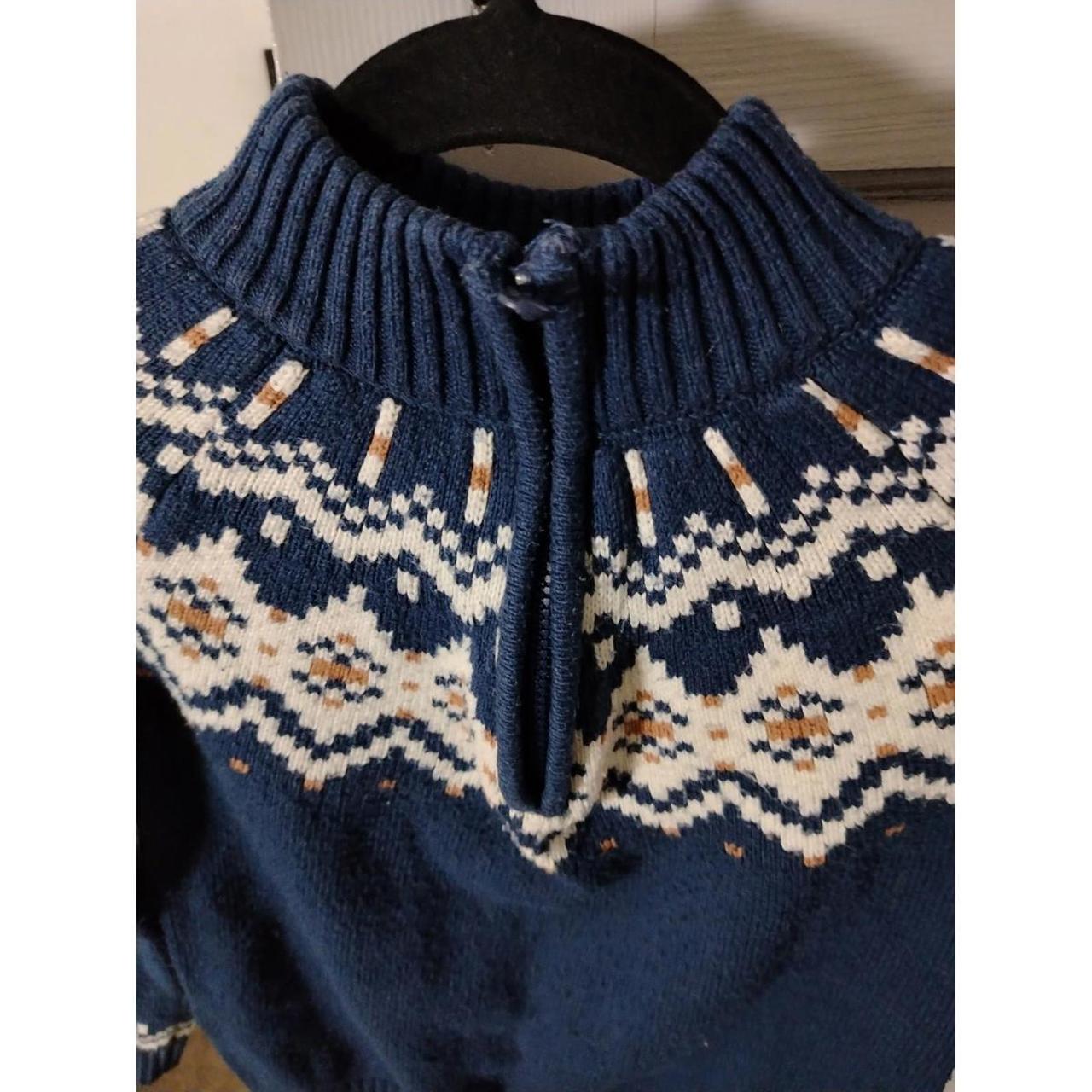 This Kids Jumper in size 10-11 years is a stylish and comfortable option for any casual occasion