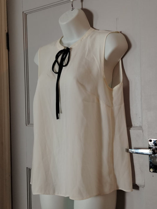 Atmosphere Blouse Womens 8 Ivory Sleeveless Tie Neck Polyester Top Black Bow Tie