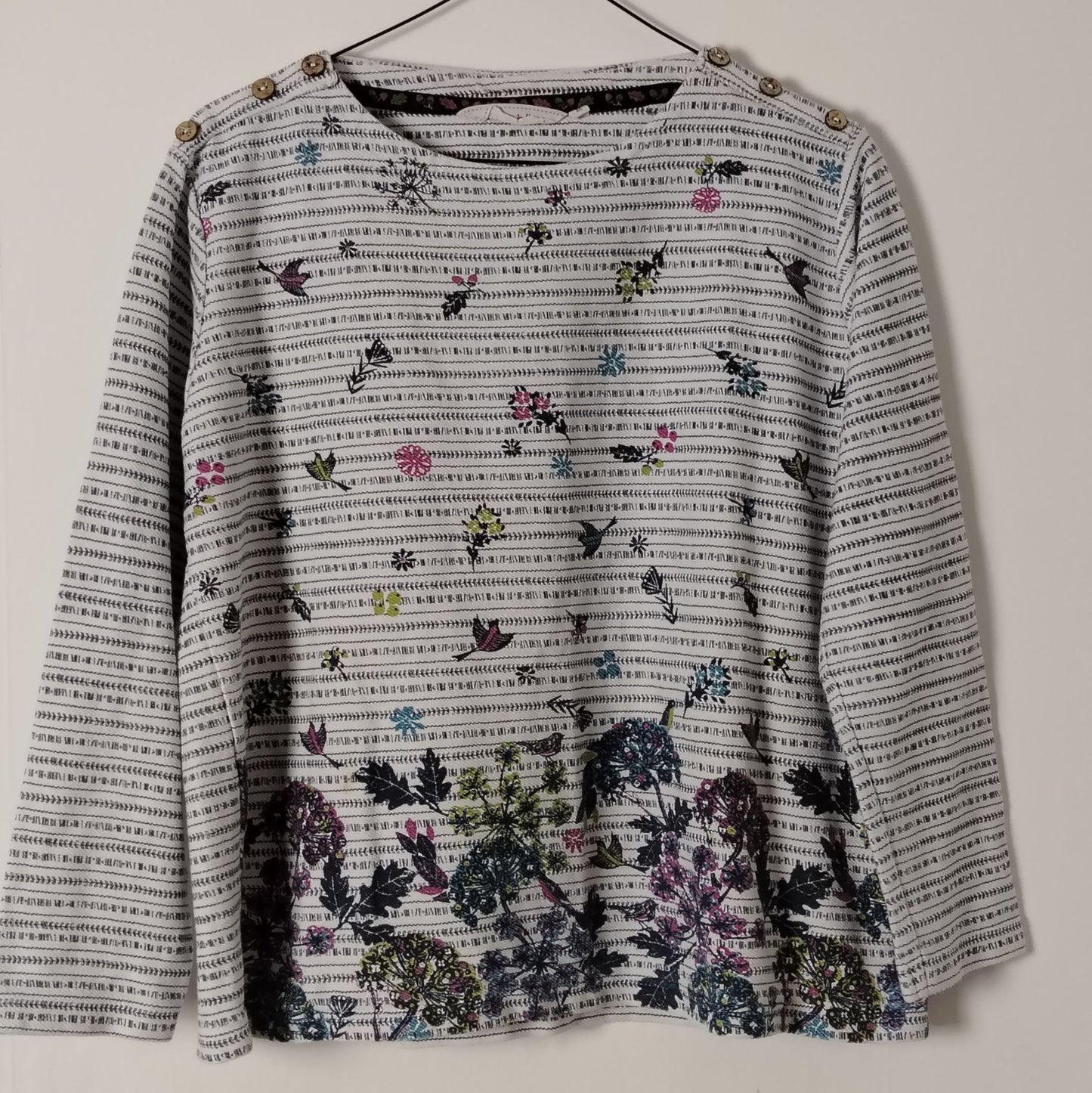 Pre-Loved Country Rose Long Sleeve Jumper Women's M Cotton Stripe Floral Button White Crew