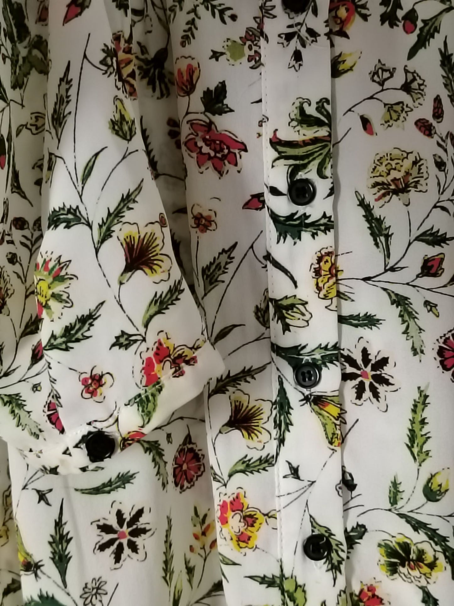 Pre-Loved Elodie Shirt Women's M Floral Long Sleeve Button Front Lightweight White